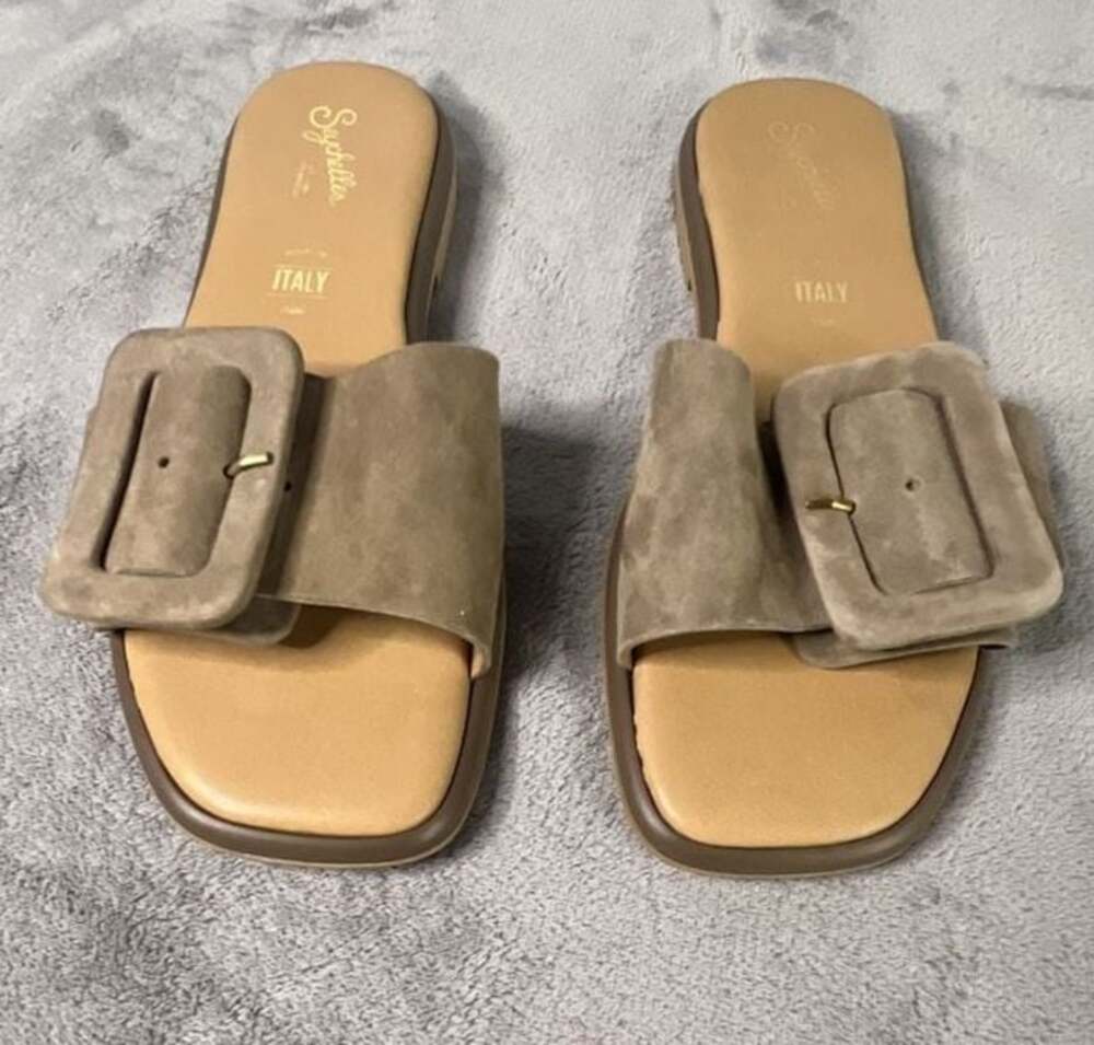 Seychelles Manhattan Suede Slide Sandal in Taupe Size 8